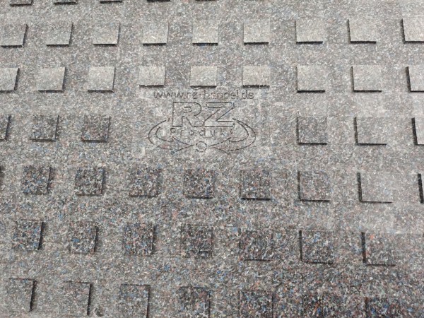 Fahrspurplatte 500 x 2000 x 15 mm Kastenstruktur